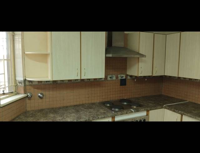 6 BEDROOM FREEHOLD FOR SALE IN LEWISHAM